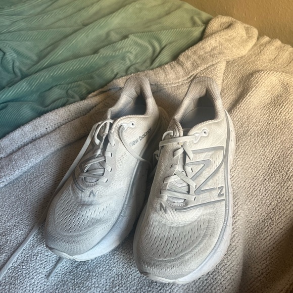 New Balance Fresh Foam X Women’s Size 9.5 - Picture 2 of 7